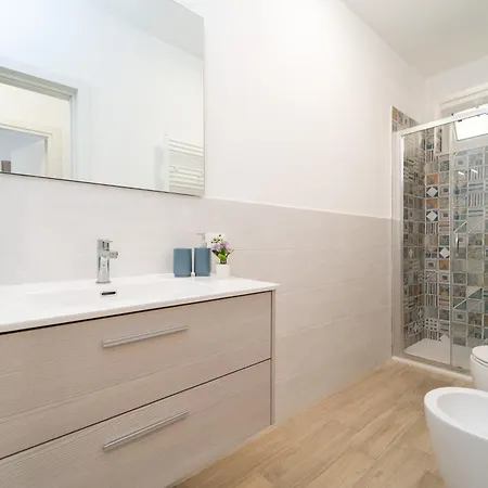 Hestia Luxury Garden -jacuzzi Near Apartman