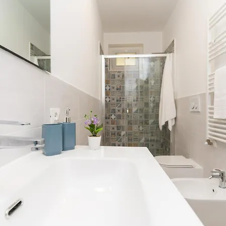 Hestia Luxury Garden -jacuzzi Near *